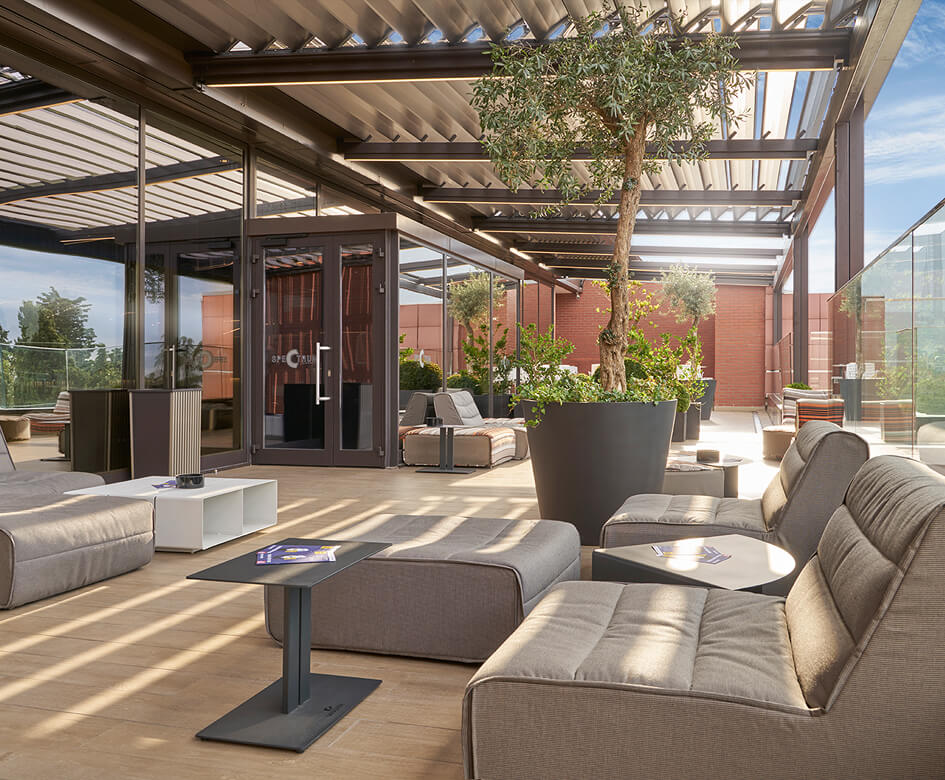 Aksoy Groupe Faaliyet Alanlarımız Gayrimenkul Ve Perakende Capitol Alışveriş Ve Eğlence Merkezi Detay